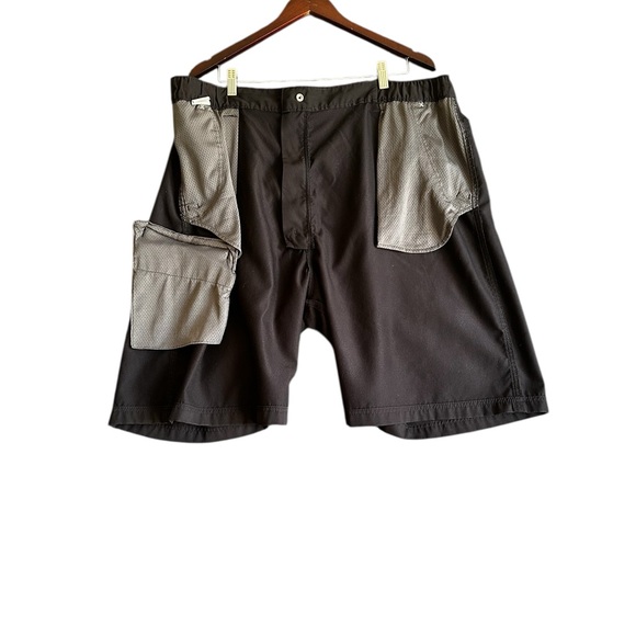 Wrangler Black Cargo Shorts Athletic Style - Picture 4 of 16